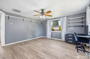 113 S Gardner Rd, Burlington, WA 98233 - Photo 9