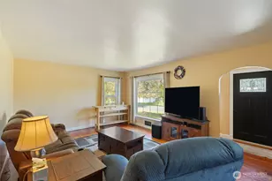 497 Central Ave E, Tenino, WA 98589 - Photo 11