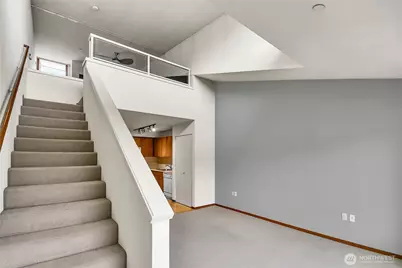 12334 31st Avenue NE #607, Seattle, WA 98125 - Photo 5