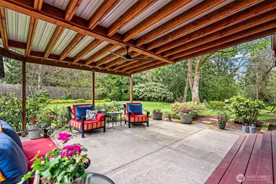 2121 90th Street E, Tacoma, WA 98445 - Photo 33