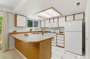 88 NW Lopez Ln, Bremerton, WA 98311 - Photo 5