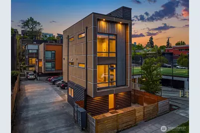 1761 20th Avenue S, Seattle, WA 98144 - Photo 1