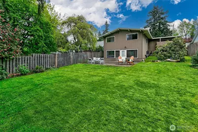 13739 36th Avenue NE, Seattle, WA 98125 - Photo 21