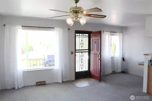 10 W Dewberry Ave, Omak, WA 98841 - Photo 7