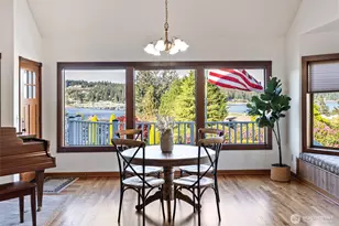 218 Bella Vista Dr, Fox Island, WA 98333 - Photo 11