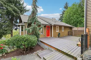 709 22nd St SW, Puyallup, WA 98371 - Photo 3