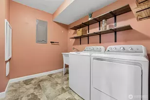 709 22nd St SW, Puyallup, WA 98371 - Photo 29