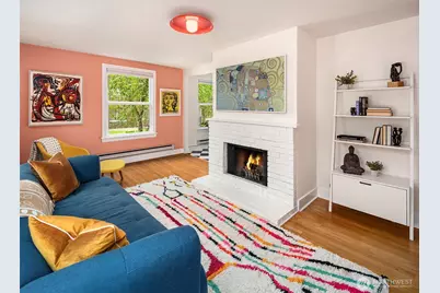 404 E Harrison Street #101, Seattle, WA 98102 - Photo 1