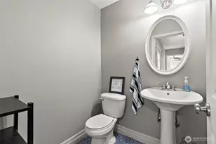 2525 104th St E, Tacoma, WA 98445 - Photo 5
