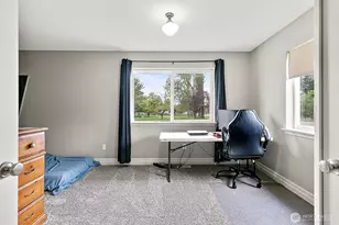 2525 104th St E, Tacoma, WA 98445 - Photo 9