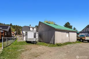 109 W 3rd St, Cle Elum, WA 98922 - Photo 23