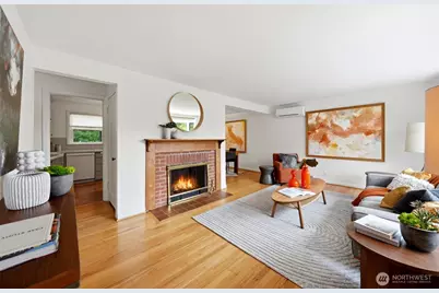 7030 27th Avenue NE, Seattle, WA 98115 - Photo 5