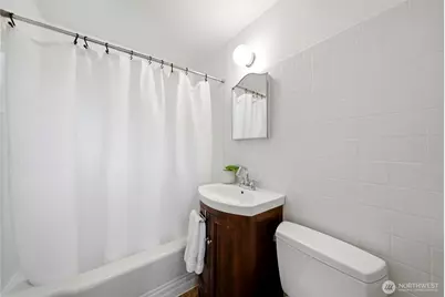 7030 27th Avenue NE, Seattle, WA 98115 - Photo 11