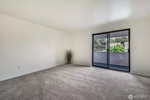 4201 NE 5th St, Renton, WA 98059 - Photo 17