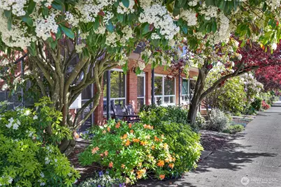 4710 Dayton Avenue N #2, Seattle, WA 98103 - Photo 17