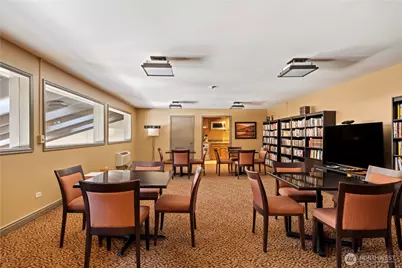 401 100th Avenue NE #214, Bellevue, WA 98004 - Photo 29