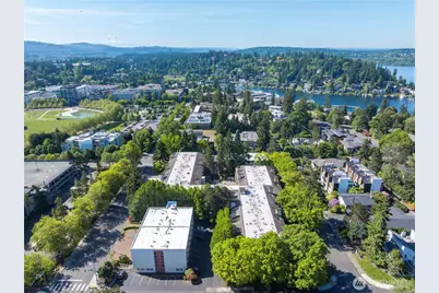 401 100th Avenue NE #214, Bellevue, WA 98004 - Photo 5