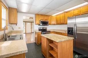 819 1st St, Cle Elum, WA 98922 - Photo 11