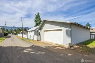 819 1st St, Cle Elum, WA 98922 - Photo 37