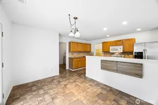 11918 130th St E, Puyallup, WA 98374 - Photo 7
