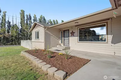 21 Ambrosia Lane, Malaga, WA 98828 - Photo 3