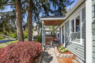 15717 97th Ave Ct E, Puyallup, WA 98375 - Photo 3