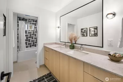 2851 NW 70th Street, Seattle, WA 98117 - Photo 31