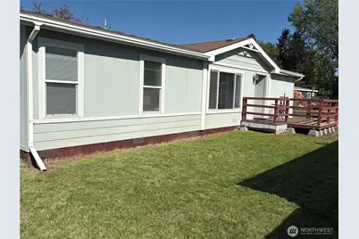 938 Empire Street N, College Place, WA 99324 - Photo 3