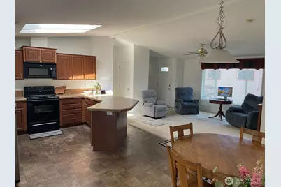 938 Empire Street N, College Place, WA 99324 - Photo 9