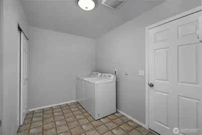 810 E Lakeshore Drive W, Shelton, WA 98584 - Photo 21
