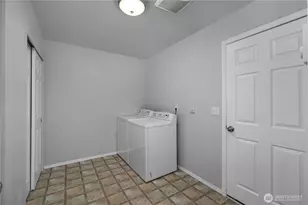 810 E Lakeshore Dr W, Shelton, WA 98584 - Photo 21