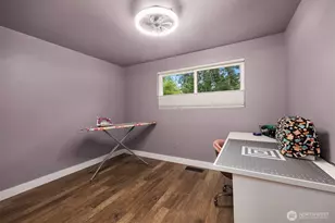 8442 NE 141st St, Kirkland, WA 98034 - Photo 13