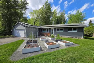 8442 NE 141st St, Kirkland, WA 98034 - Photo 1