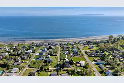 673 Kendor Drive, Point Roberts, WA 98281 - Photo 3