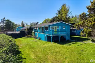 673 Kendor Dr, Point Roberts, WA 98281 - Photo 1