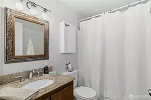 1236 Crescent Dr, Oak Harbor, WA 98277 - Photo 19