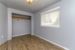 22204 Cedarview Dr E, Bonney Lake, WA 98391 - Photo 11