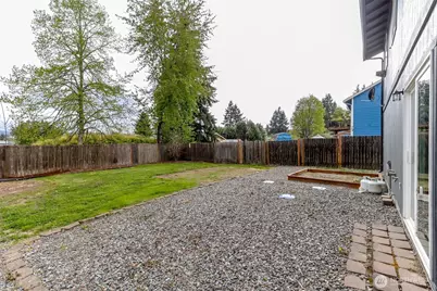 22204 Cedarview Drive E, Bonney Lake, WA 98391 - Photo 21