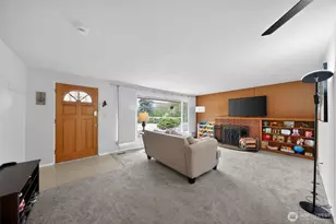 646 SE Ely St, Oak Harbor, WA 98277 - Photo 5