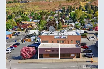 123 E Johnson Street #1, Chelan, WA 98816 - Photo 3