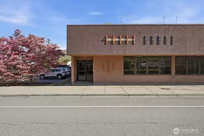 123 E Johnson Street #1, Chelan, WA 98816 - Photo 7