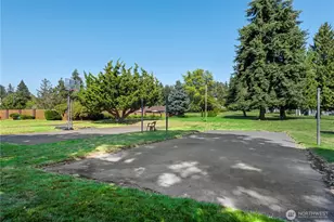 11006 NE 68th St, Kirkland, WA 98033 - Photo 13