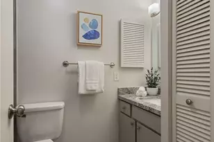 11006 NE 68th St, Kirkland, WA 98033 - Photo 11
