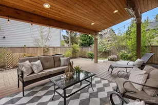 21417 SE 2nd St, Sammamish, WA 98074 - Photo 3