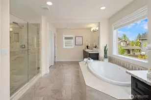 21417 SE 2nd St, Sammamish, WA 98074 - Photo 29