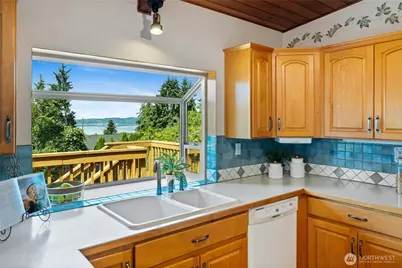 29815 10th Avenue SW, Federal Way, WA 98023 - Photo 13