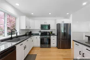 1376 N Parkstone Ct, Bellingham, WA 98229 - Photo 13