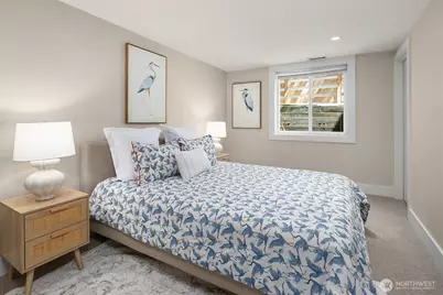 549 N 77th Street, Seattle, WA 98103 - Photo 21