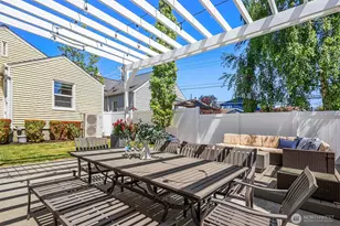 549 N 77th St, Seattle, WA 98103 - Photo 29