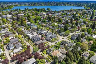 549 N 77th St, Seattle, WA 98103 - Photo 31